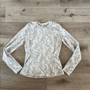 Lululemon Long Sleeve Workout Top, size 4